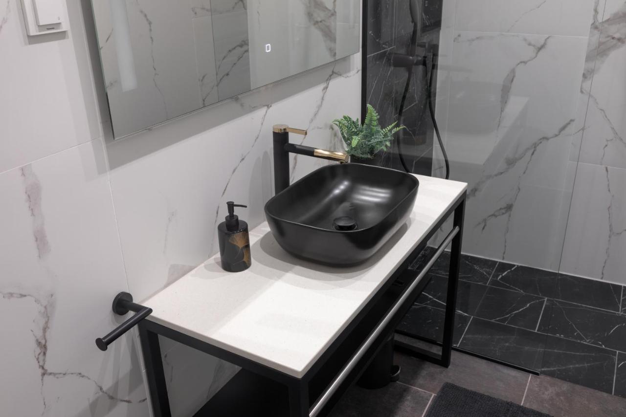 Roberto Boutique Studio Apartman 萨格勒布 外观 照片